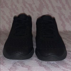 Nike Revolution 4 GS running sneakers (Black)